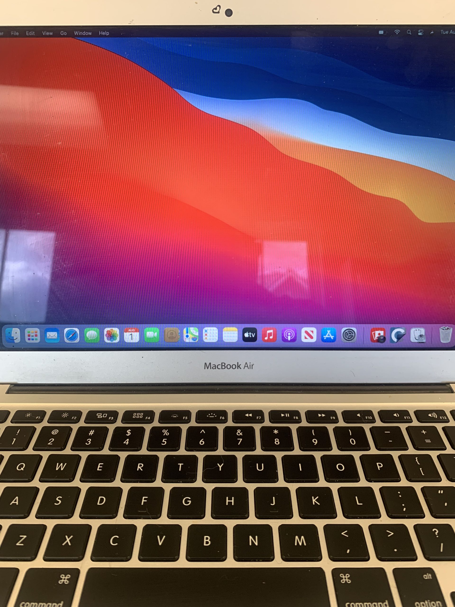 MacBook Pro & MacBook Air Broken Screen Replacement in Richmond Hill, Vaughan, Markham, and Nearby Cities
