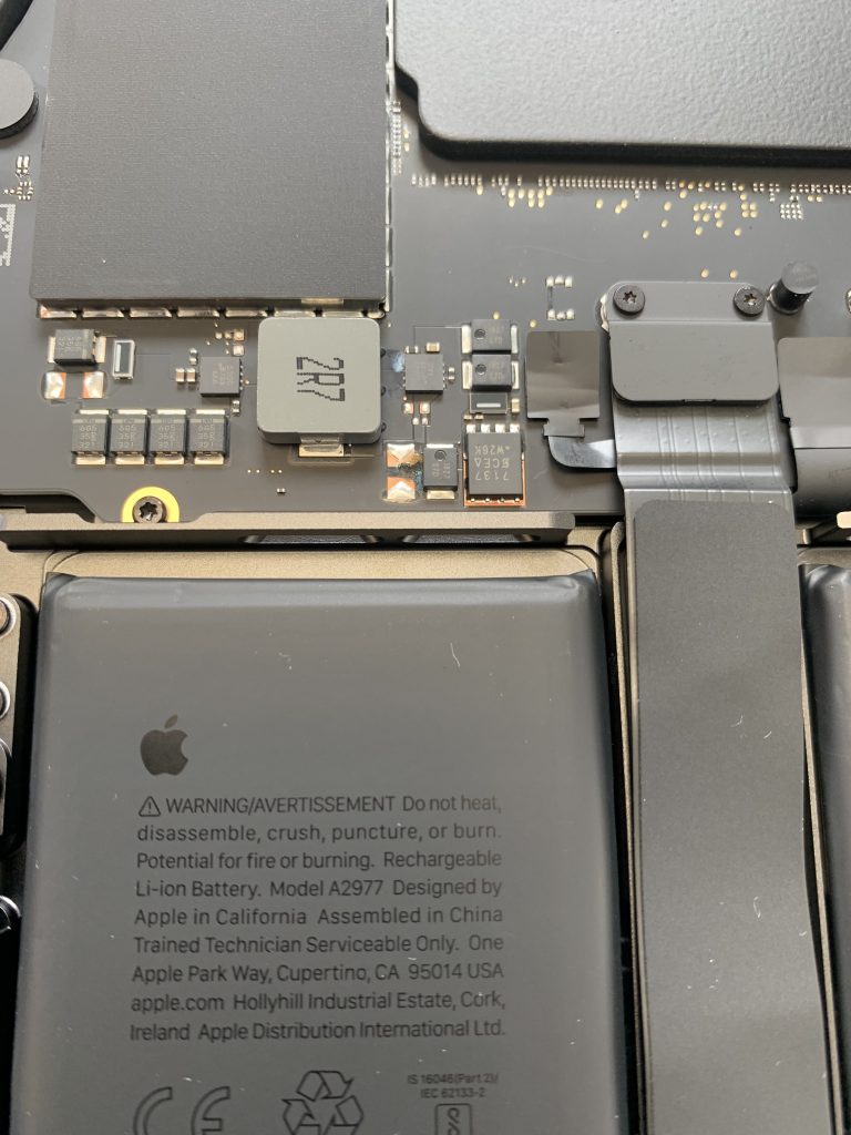 Apple MacBook Air & MacBook Pro Repair Shop Near Me in Richmond Hill Apple MacBook Air and MacBook Pro repair shop near me in Richmond Hill