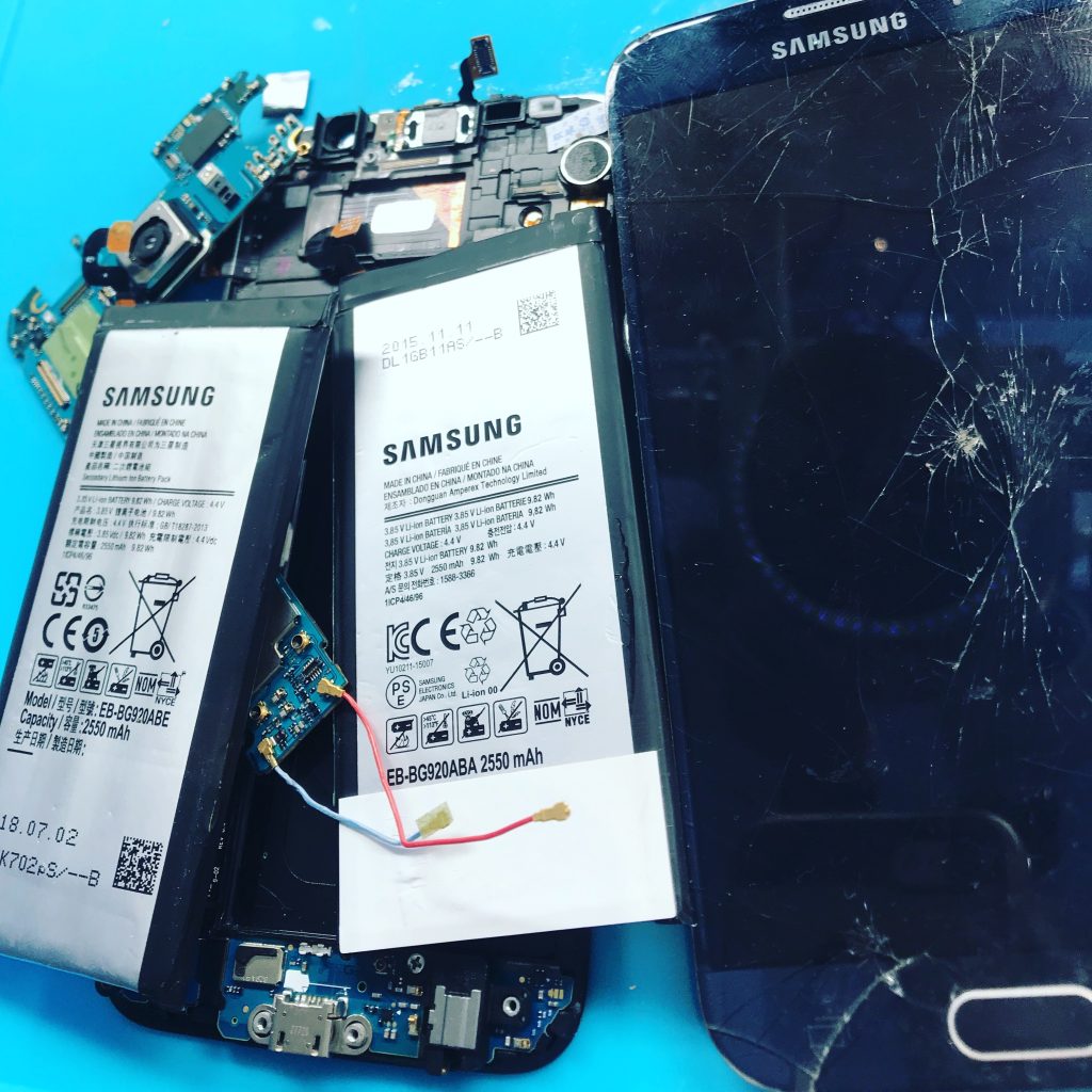 Professional mobile phone repair shop for all brands in Richmond Hill