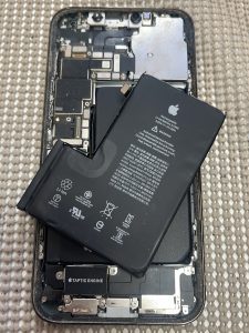 iPhone battery replacement and charging repair Richmond Hill