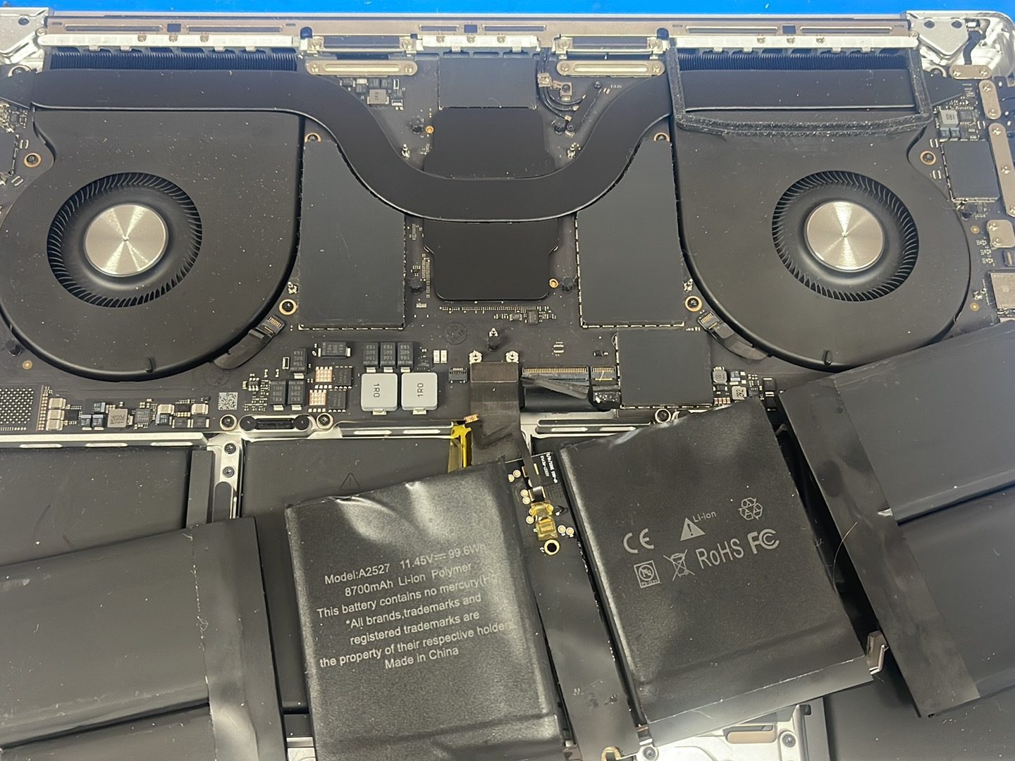 MacBook Screen & Battery Replacement in Richmond Hill | Fast & Professional Mac Repair 2026 MacBook Screen & Battery Replacement in Richmond Hill | Fast & Professional Mac Repair 2026