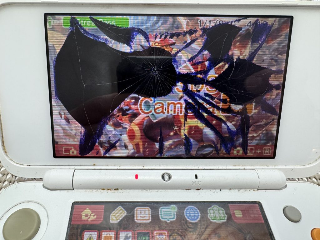 🎮 Game Console Repair in Richmond Hill Nintendo 2DS XL upper screen repair and replacement in Richmond Hill