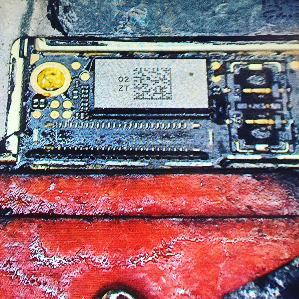 iPhone microsoldering repair for damaged motherboard and data recovery in Richmond Hill