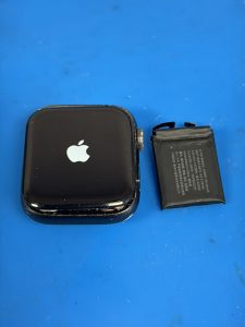 Apple Watch battery replacement near me in Richmond Hill