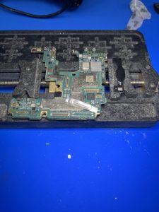 Phone motherboard repair in Richmond Hill by professional repair technician