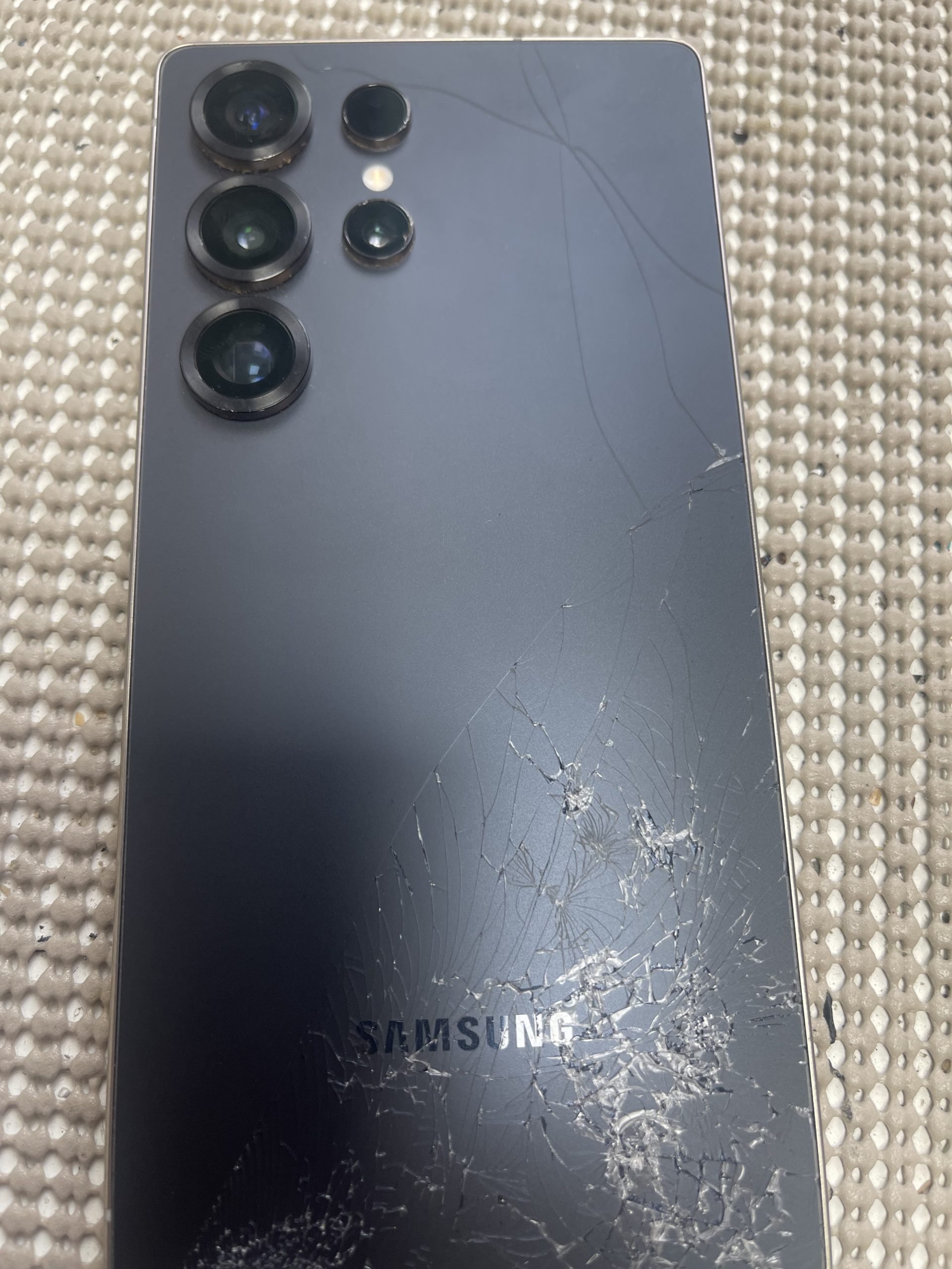 Samsung Galaxy S24 vs S25 in 2026: What’s New and Is It Worth the Upgrade?